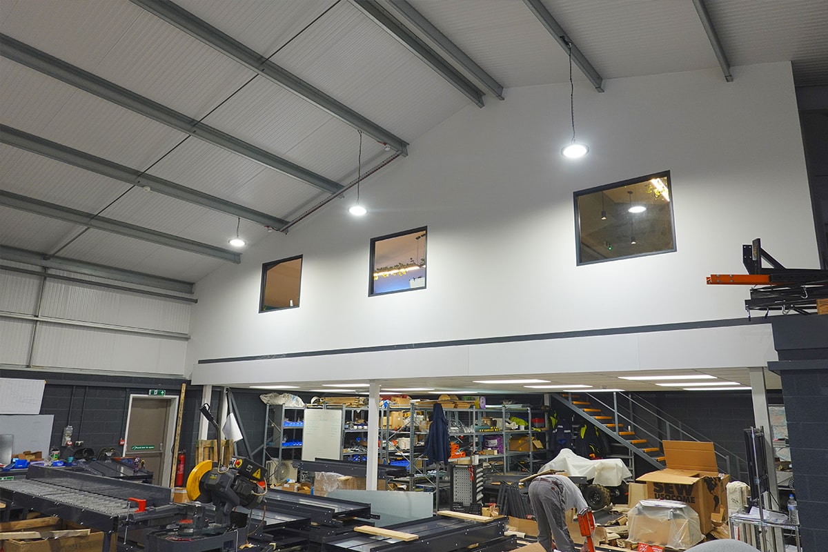 Mezzanine Floor Office for Complete Warehouse Services